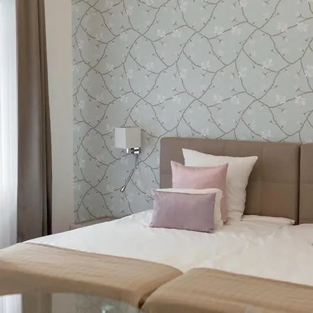 Apartment Harmonia Palace