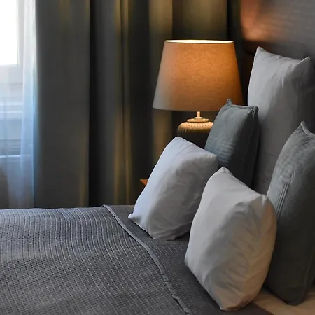Harmonia Palace Apartment *