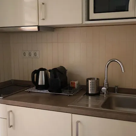 Harmonia Palace Apartment *