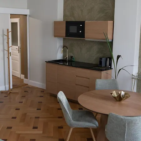 Apartment Harmonia Palace - Historic *